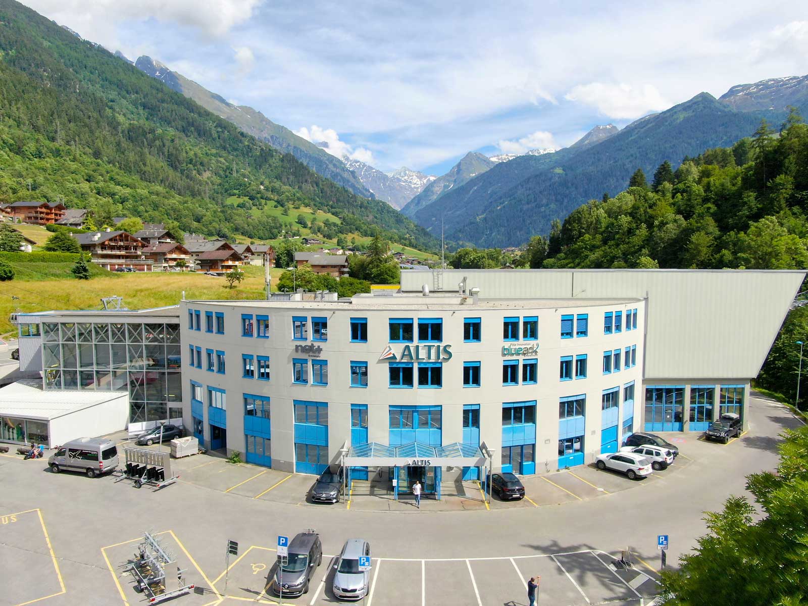 Vue aérienne du bâtiment de l'entreprise Altis